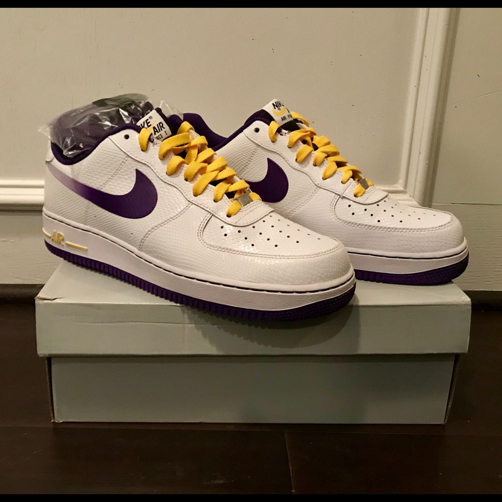 Nike Air Force 1